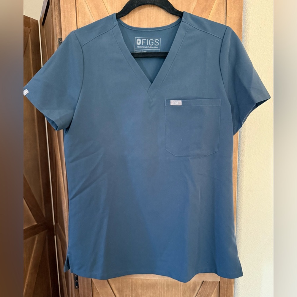 Figs Scrub Top and Bottom